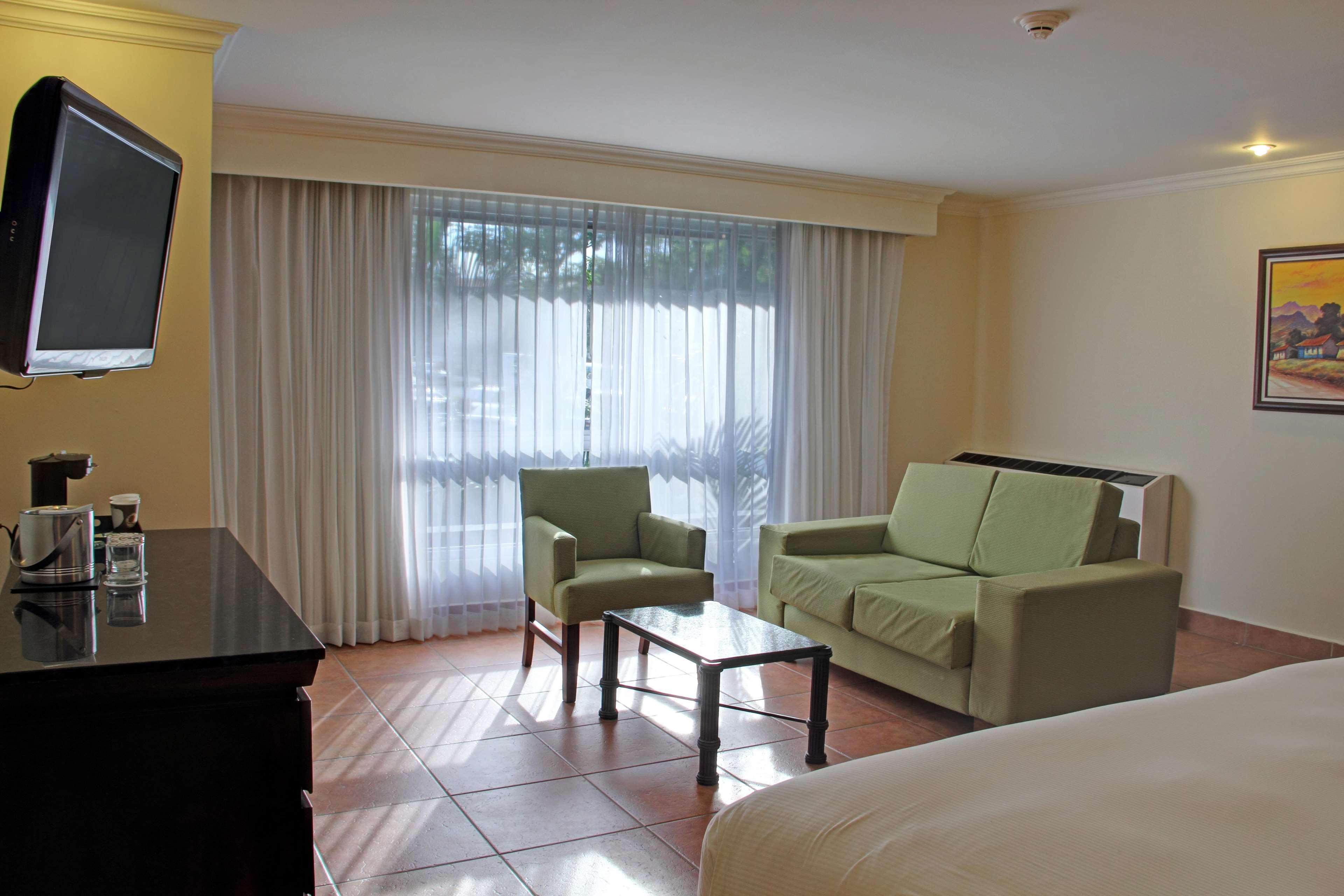 Hilton Cariari Doubletree San Jose - Costa Rica Hotel Luaran gambar A room at the hotel