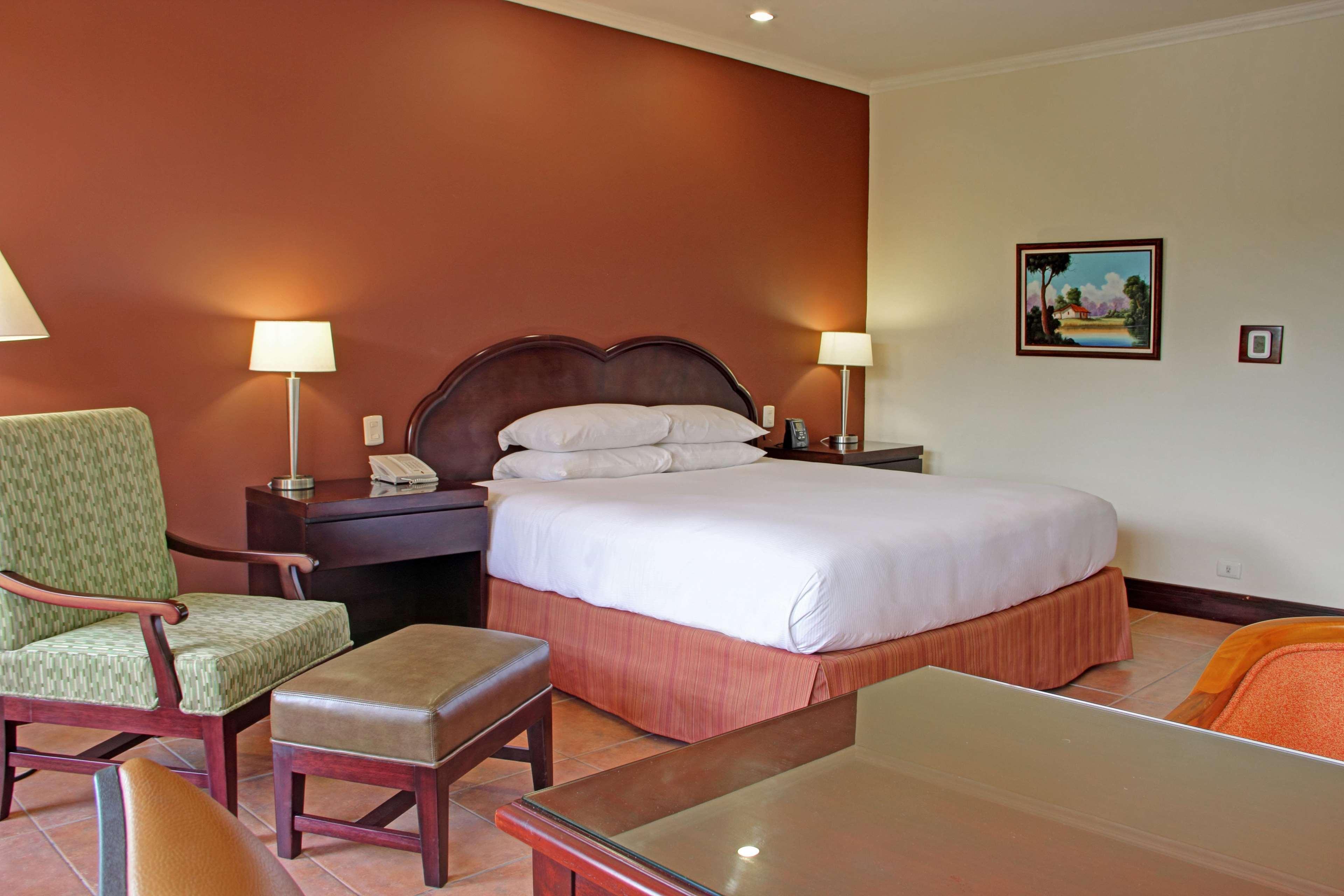 Hilton Cariari Doubletree San Jose - Costa Rica Hotel Luaran gambar A room at the hotel