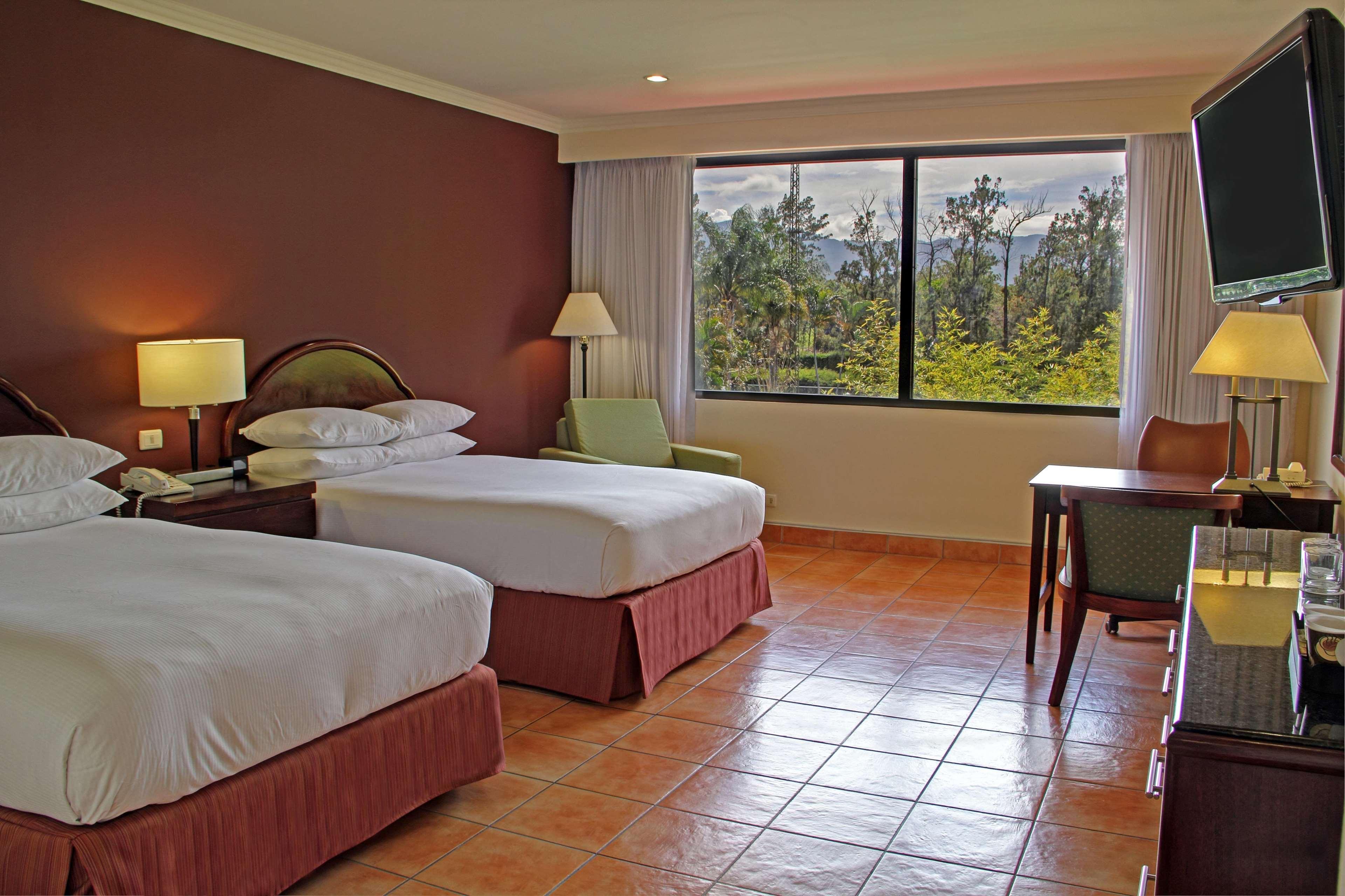 Hilton Cariari Doubletree San Jose - Costa Rica Hotel Luaran gambar A room at the hotel