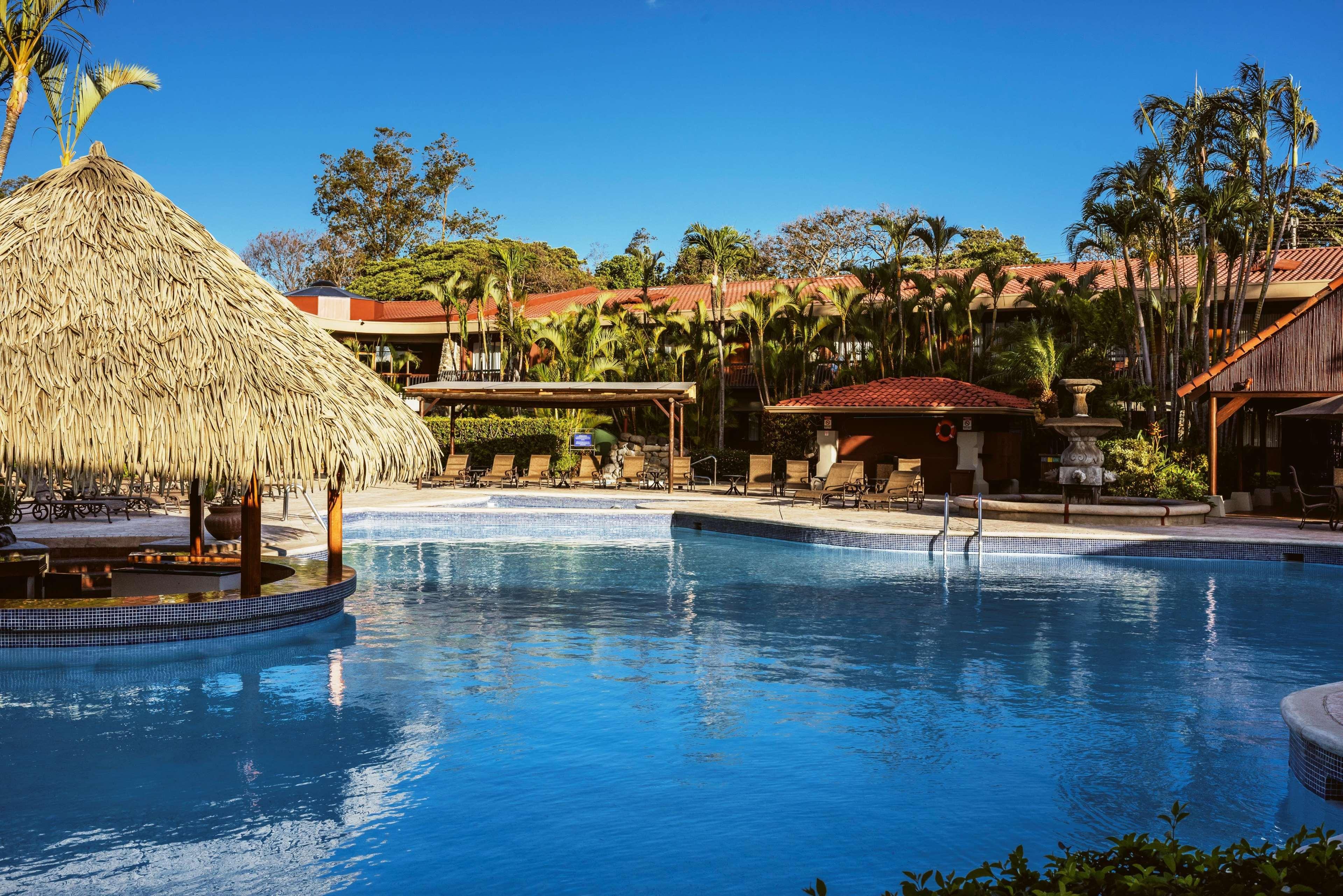 Hilton Cariari Doubletree San Jose - Costa Rica Hotel Luaran gambar The pool at the Sheraton San Diego Hotel and Casino